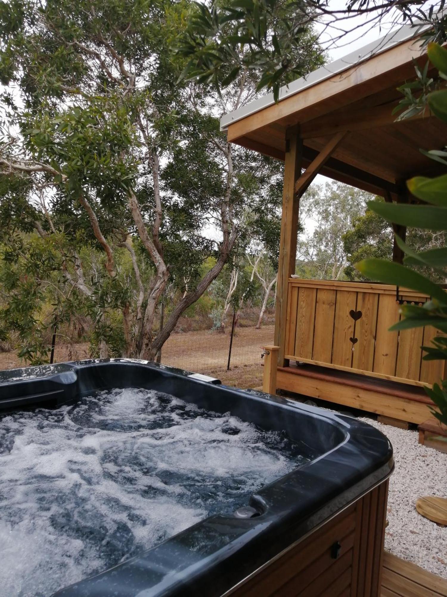Niaouli Lodge Бурай Екстериор снимка